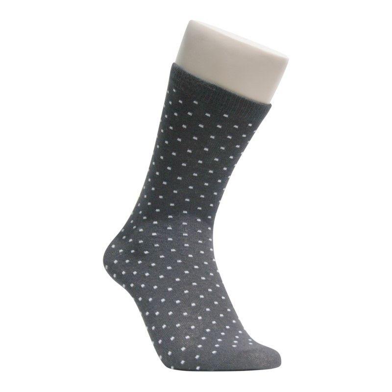 Sorte sokker med hvide prikker