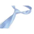 Blåt slips med mønster